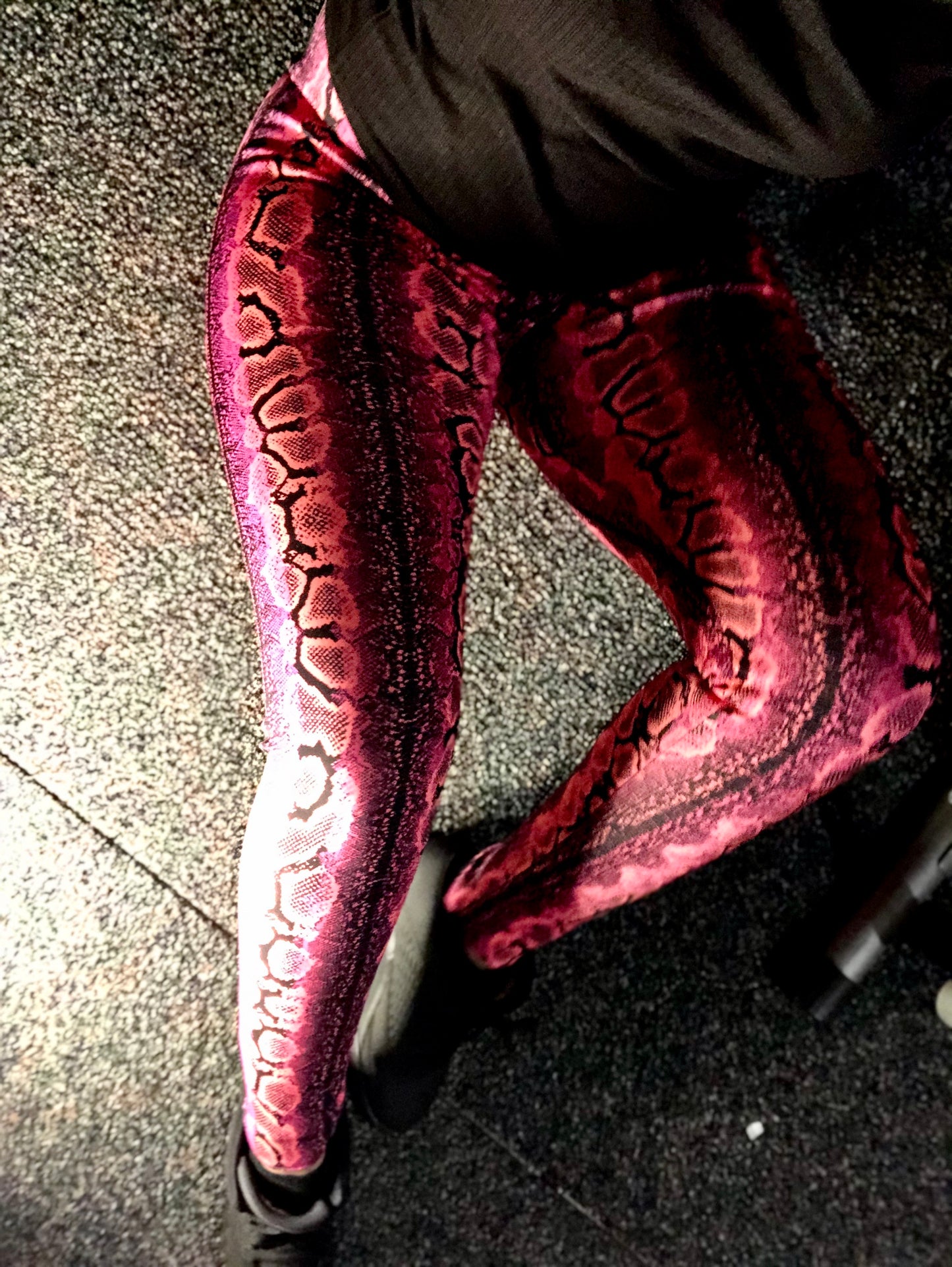 Pink Venom Limited leggings