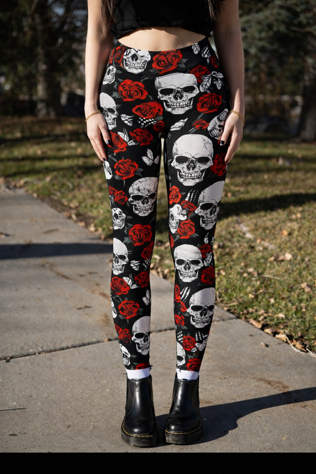 Skulls and Roses Leggings